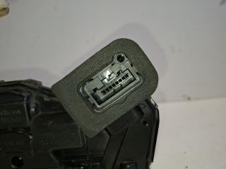 bontott VW PASSAT B8 Jobb hátsó Ajtózár