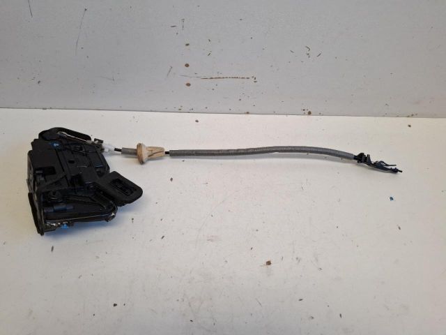 bontott VW PASSAT B8 Jobb hátsó Ajtózár