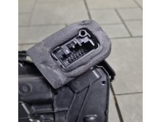 bontott VW PASSAT B8 Jobb hátsó Ajtózár