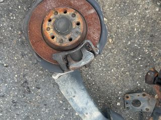 bontott VW PASSAT B8 Jobb hátsó Csonkállvány Kerékaggyal