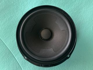 bontott VW PASSAT B8 Jobb hátsó Hangszóró