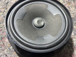 bontott VW PASSAT B8 Jobb hátsó Hangszóró