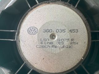 bontott VW PASSAT B8 Jobb hátsó Hangszóró