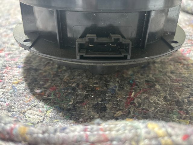 bontott VW PASSAT B8 Jobb hátsó Hangszóró