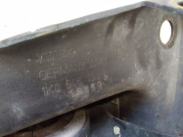 bontott VW PASSAT B8 Jobb hátsó Hosszlengőkar