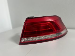 bontott VW PASSAT B8 Jobb Hátsó Lámpa