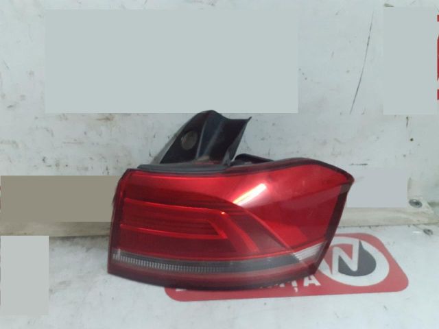 bontott VW PASSAT B8 Jobb Hátsó Lámpa