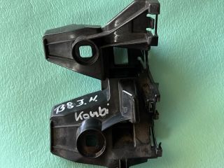 bontott VW PASSAT B8 Jobb hátsó Lökhárító Tartó (Műanyag)