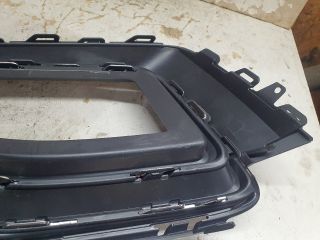 bontott VW PASSAT B8 Jobb Ködfényszóró Lámpakeret