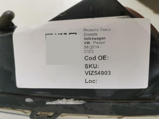 bontott VW PASSAT B8 Jobb Ködfényszóró