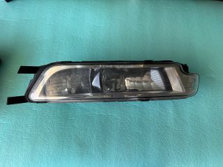 bontott VW PASSAT B8 Jobb Ködfényszóró