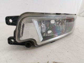 bontott VW PASSAT B8 Jobb Ködfényszóró