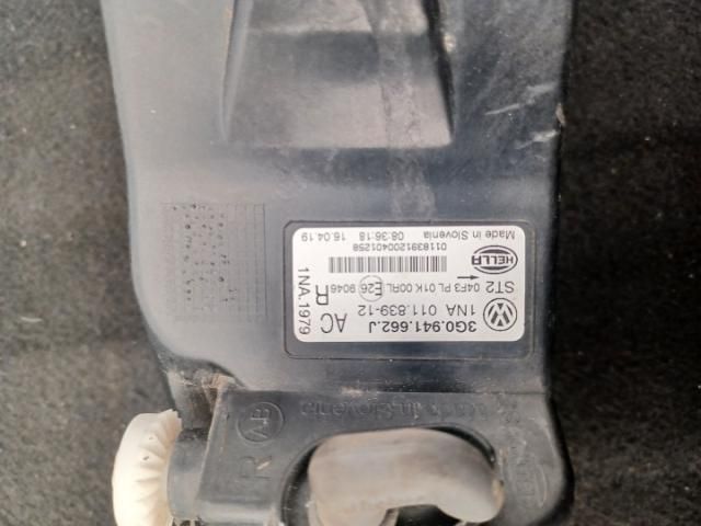 bontott VW PASSAT B8 Jobb Ködfényszóró