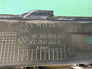 bontott VW PASSAT B8 Jobb Ködlámpa Rács