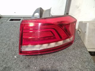 bontott VW PASSAT B8 Jobb Külső Hátsó Lámpa