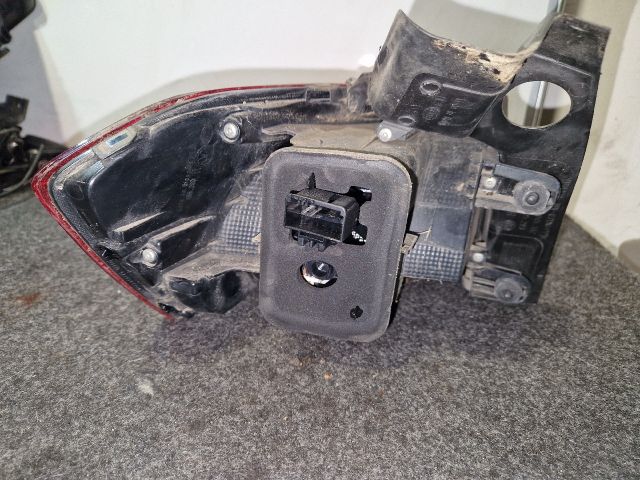 bontott VW PASSAT B8 Jobb Külső Hátsó Lámpa