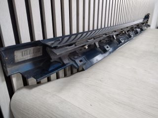 bontott VW PASSAT B8 Jobb Küszöb