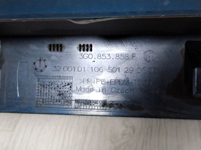 bontott VW PASSAT B8 Jobb Küszöb