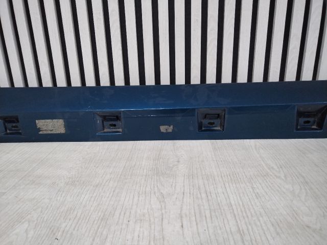 bontott VW PASSAT B8 Jobb Küszöb