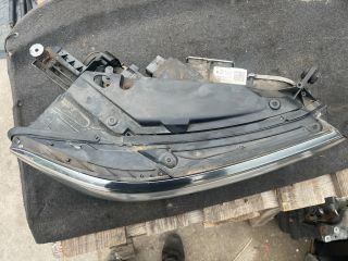 bontott VW PASSAT B8 Jobb Ledes Fényszóró