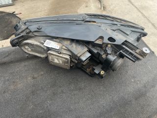 bontott VW PASSAT B8 Jobb Ledes Fényszóró