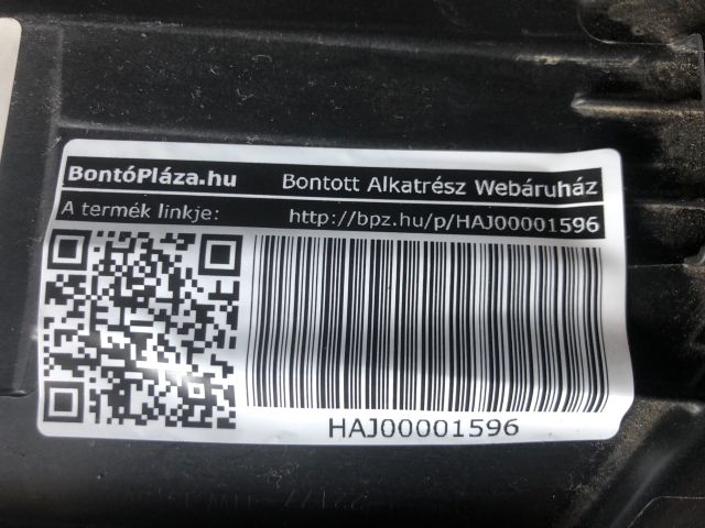 bontott VW PASSAT B8 Jobb Ledes Fényszóró