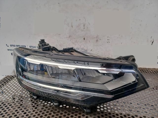 bontott VW PASSAT B8 Jobb Ledes Fényszóró