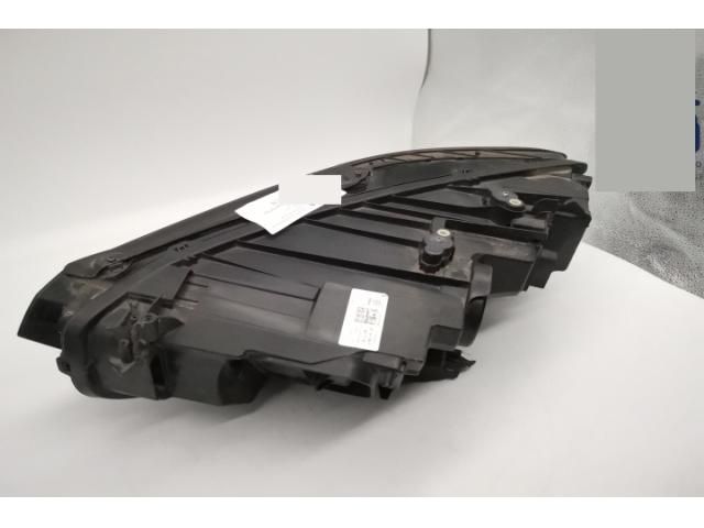 bontott VW PASSAT B8 Jobb Ledes Fényszóró