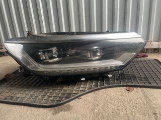 bontott VW PASSAT B8 Jobb Ledes Fényszóró