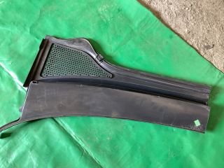 bontott VW PASSAT B8 Jobb Levélrács Záróvég