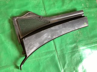 bontott VW PASSAT B8 Jobb Levélrács Záróvég