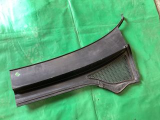 bontott VW PASSAT B8 Jobb Levélrács Záróvég