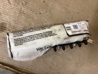 bontott VW PASSAT B8 Jobb Oldallégzsák