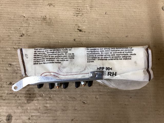 bontott VW PASSAT B8 Jobb Oldallégzsák