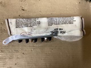 bontott VW PASSAT B8 Jobb Oldallégzsák