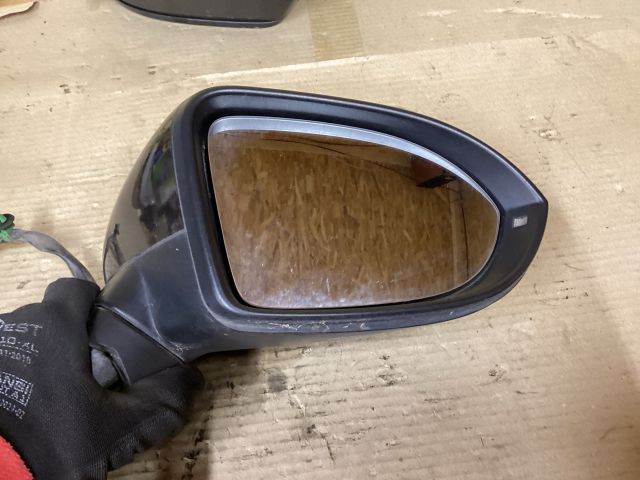 bontott VW PASSAT B8 Jobb Visszapillantó Tükör (Elektromos)