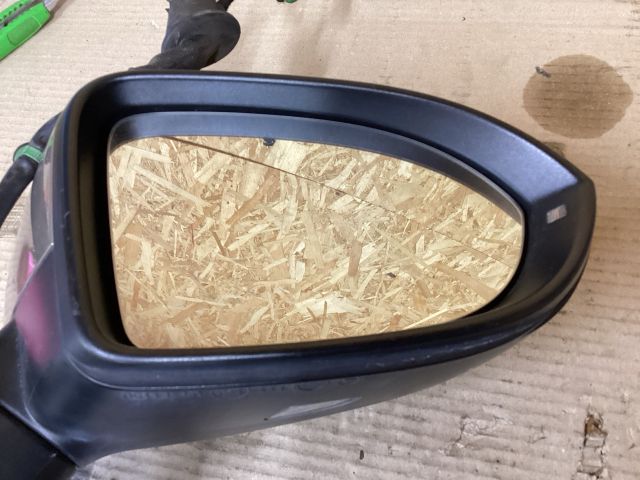 bontott VW PASSAT B8 Jobb Visszapillantó Tükör (Elektromos)