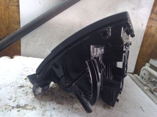 bontott VW PASSAT B8 Kesztyűtartó