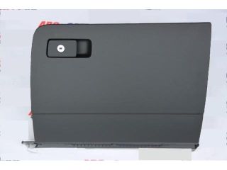 bontott VW PASSAT B8 Kesztyűtartó