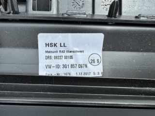 bontott VW PASSAT B8 Kesztyűtartó