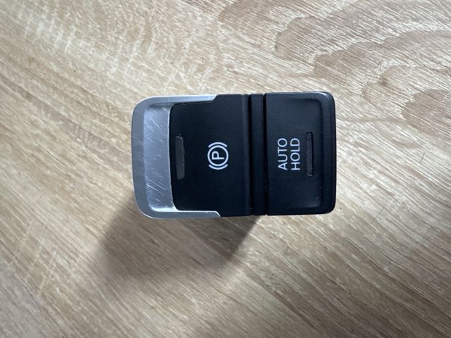 bontott VW PASSAT B8 Kézifék Kapcsoló