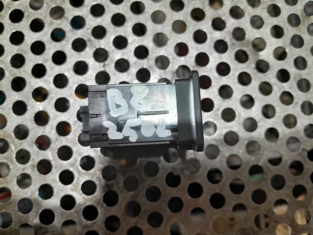 bontott VW PASSAT B8 Kézifék Kapcsoló