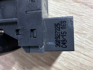 bontott VW PASSAT B8 Kézifék Kapcsoló