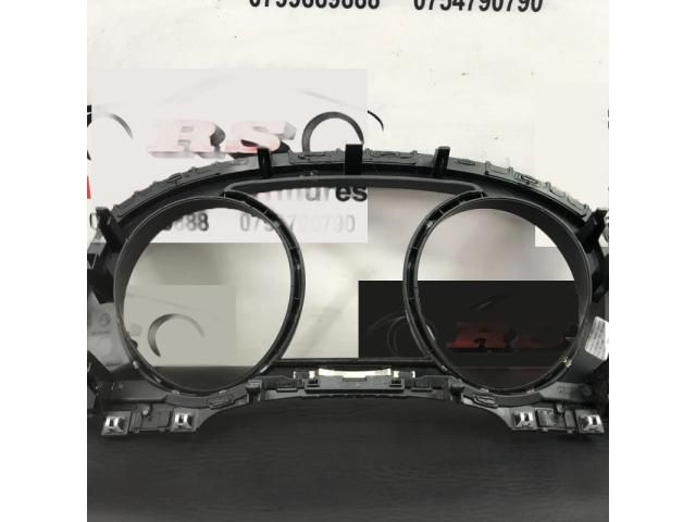 bontott VW PASSAT B8 Kilométeróra Keret