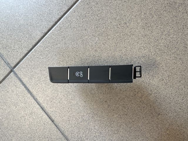 bontott VW PASSAT B8 Kipörgésgátló Kapcsoló