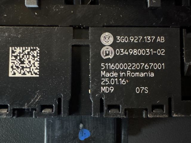 bontott VW PASSAT B8 Kipörgésgátló Kapcsoló