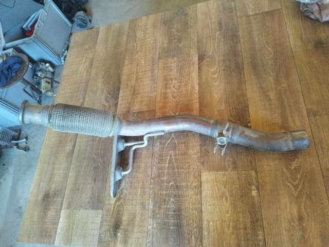 bontott VW PASSAT B8 Kipufogó Rezgéscsillapító