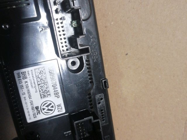 bontott VW PASSAT B8 Klíma Kapcsoló