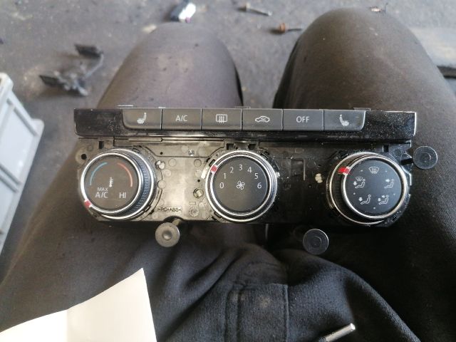 bontott VW PASSAT B8 Klíma Kapcsoló