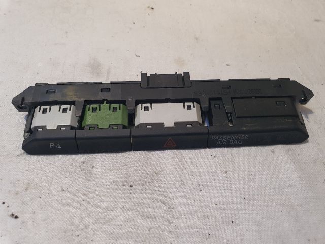 bontott VW PASSAT B8 Kombinált Kapcsoló